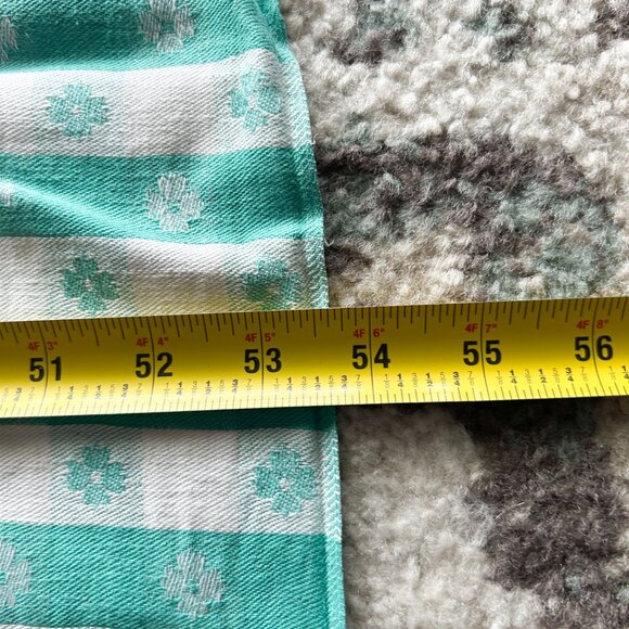 Vintage light blue or teal table cloth, rectangle 53.5"x85", blue tablecloth, - Picture 4 of 6